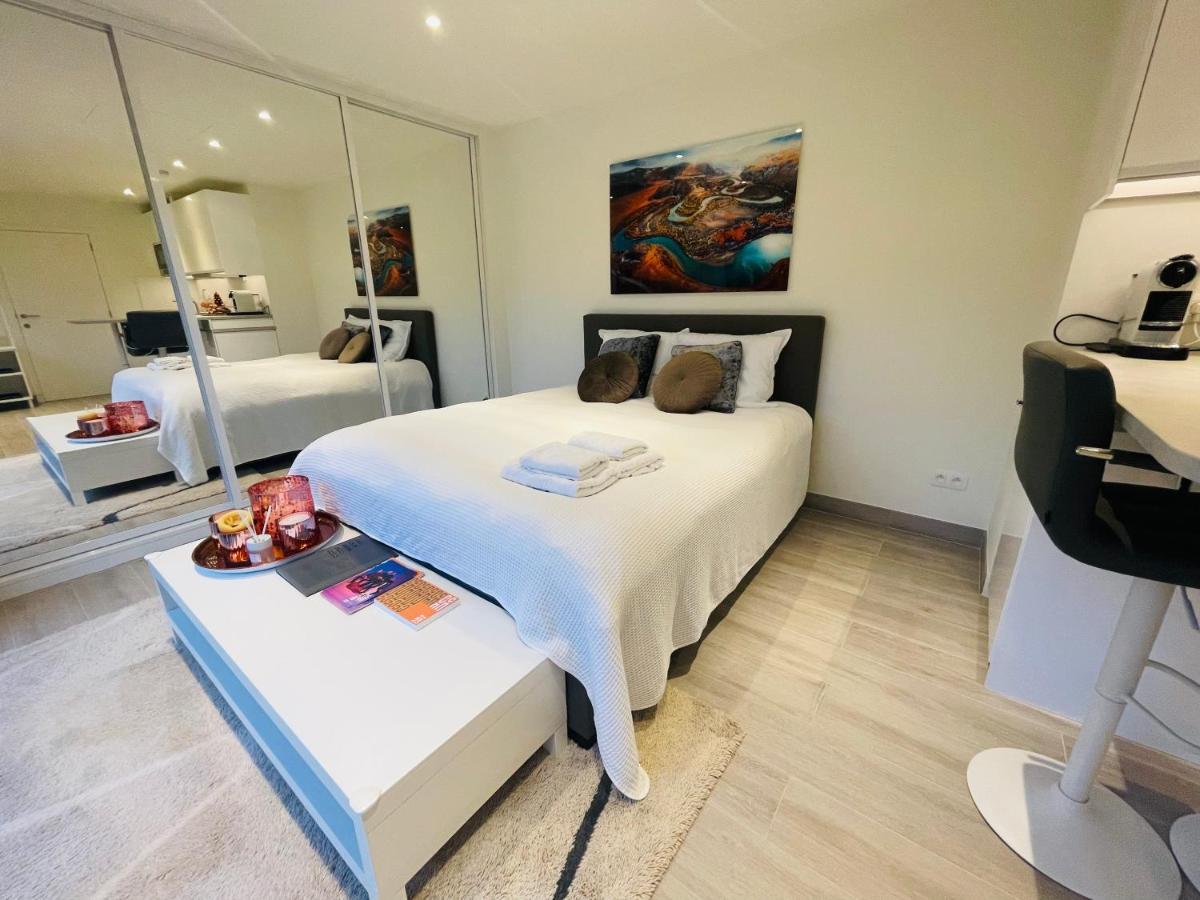 Prachtig Guesthouse Met Gratis Parkeren Maasmechelen Exterior foto